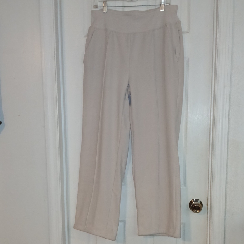 Avia Women's Grey Sweat Pants